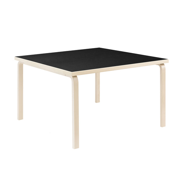 Artek Alvar Aalto テーブル　ブラックリノリウム テーブル 84（120 x 120）ブラック リノリウム – Artek Tokyo Store