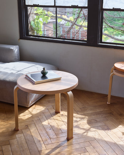 アルテック＋エンダースキーマ テーブル 90C – Artek Tokyo Store