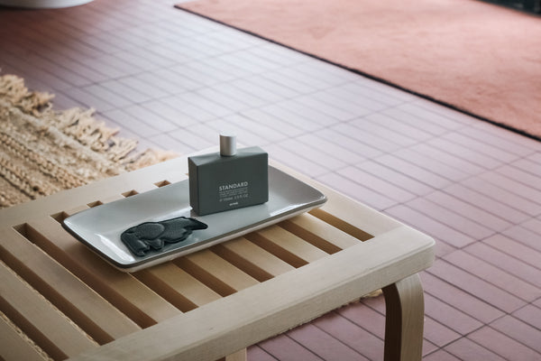 ヒースセラミック　スクエアプレート　3サイズ プラザ トレー オぺーク ホワイト – Artek Tokyo Store