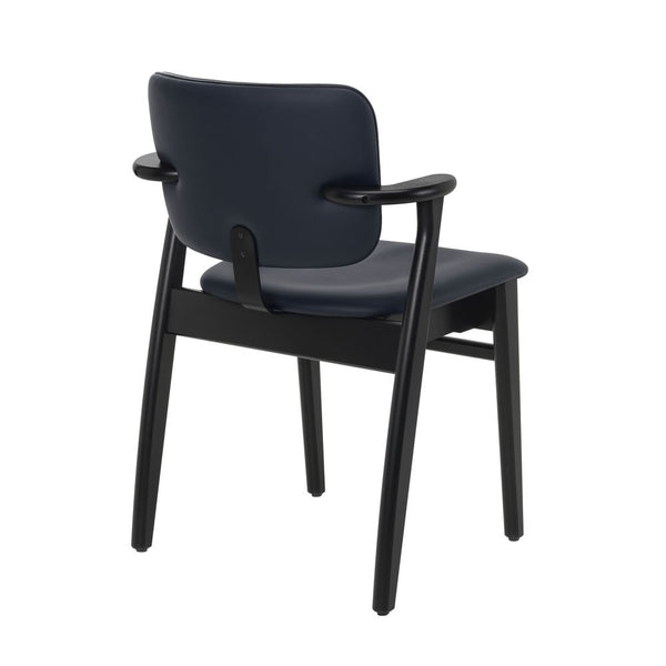 ドムス チェア バーチ ブラック ステイン 背座 マリン レザー – Artek
