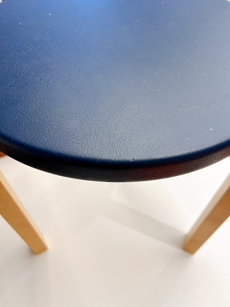 2nd Cycle スツール 60 ビニールレザー – Artek Tokyo Store 2nd Cycle スツール 60 ビニールレザー – Artek Tokyo Store