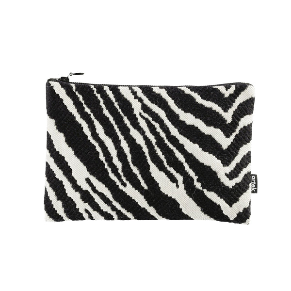 Artek_Zebra_Pouch_S_F_c5996dbb