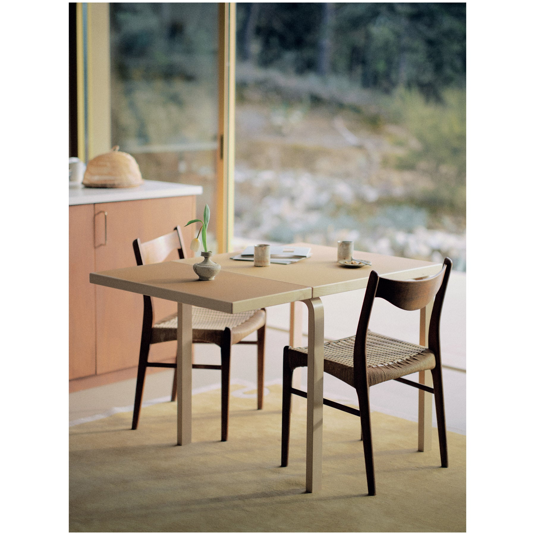 ドロップリーフ テーブル DL81C クレイ／ウォルナット – Artek Tokyo Store