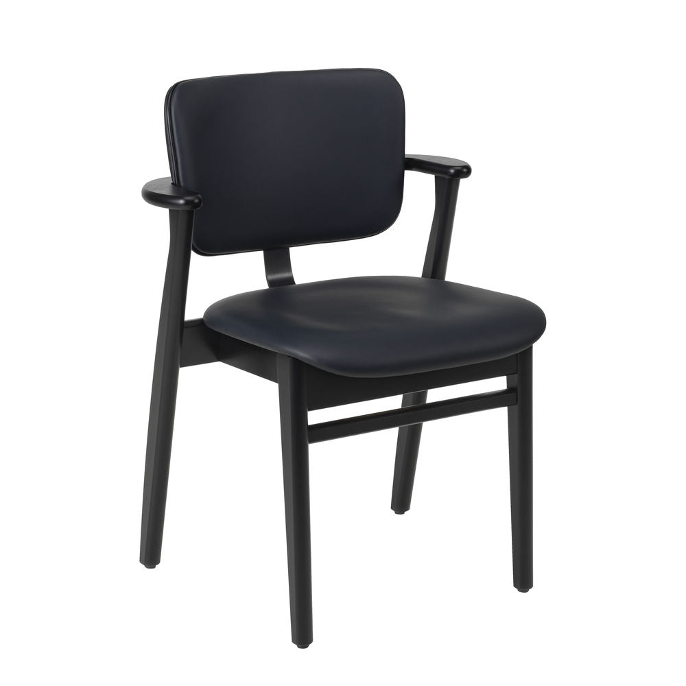 ドムス チェア バーチ ブラック ステイン 背座 マリン レザー – Artek
